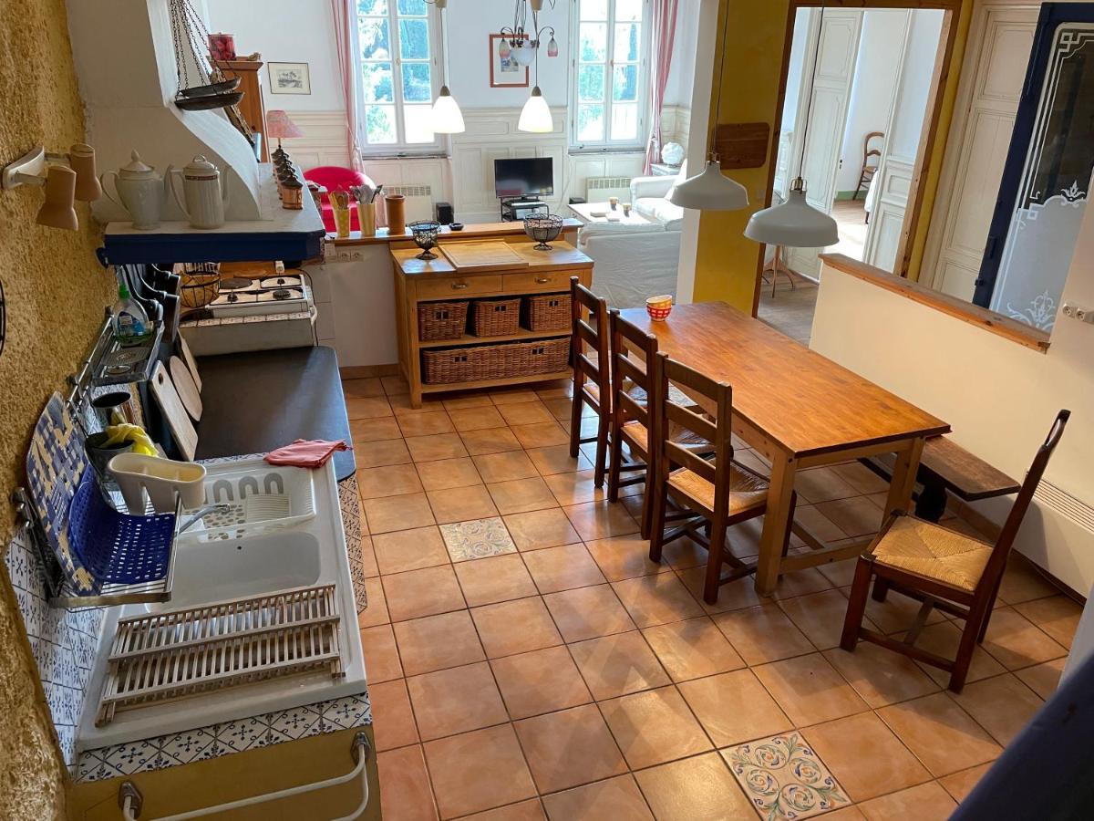 Grosse Ferienwohnung Am Canal Du Midi Mit Dachterrrasse 험프스 외부 사진